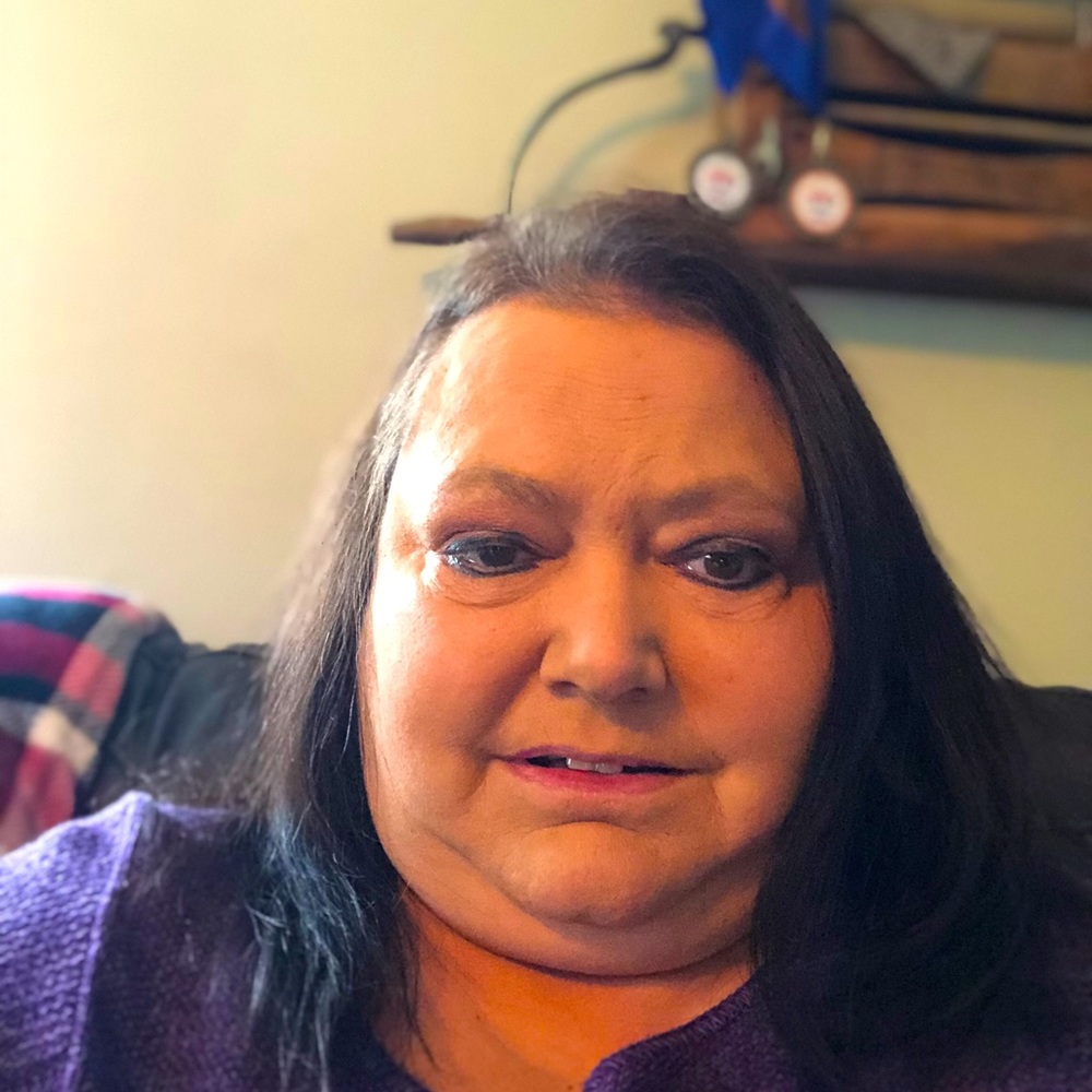 Meet your Posher, Angela